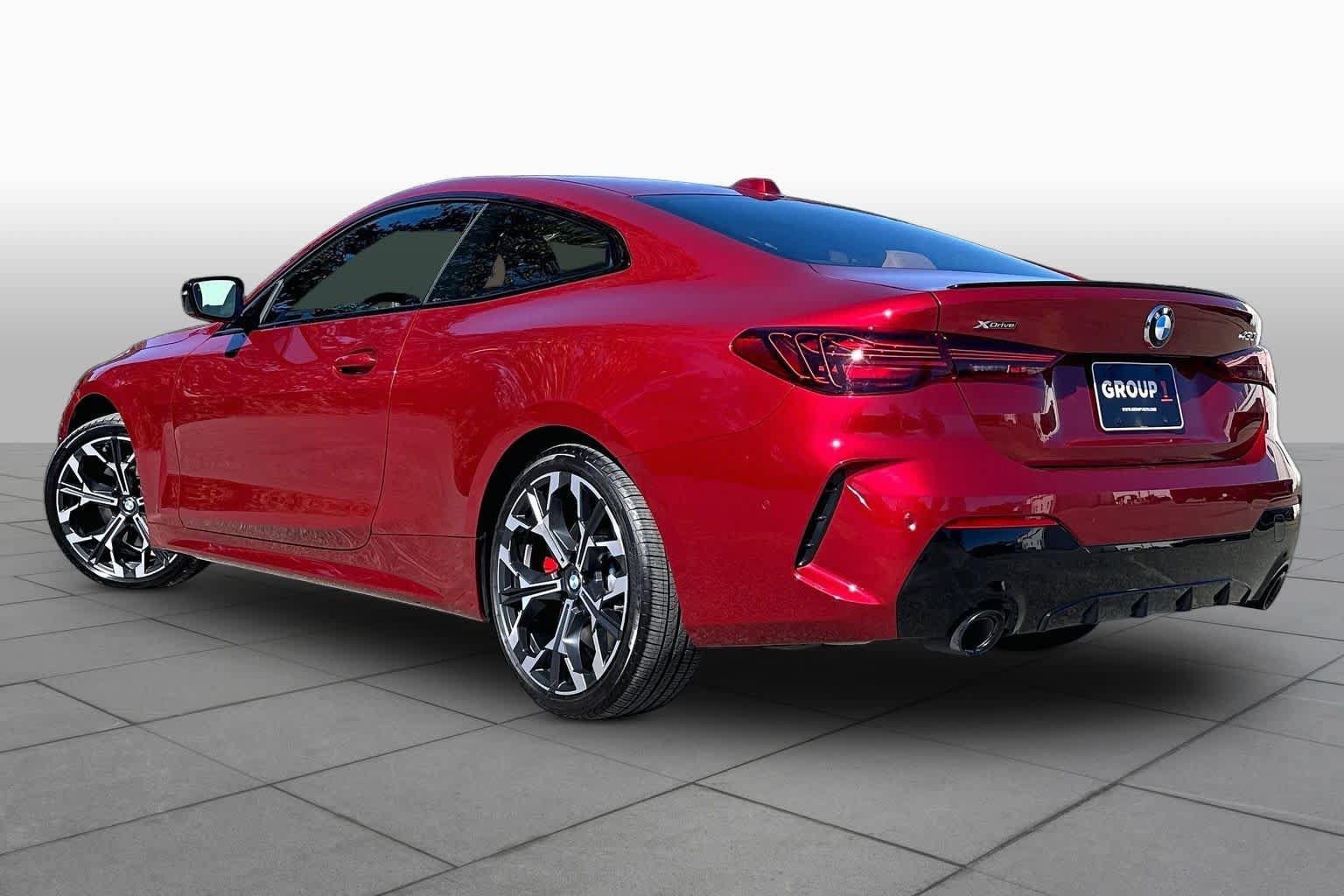 Used 2025 BMW 430i xDrive Coupe w/ M Sport Package AWD/4WD image 11
