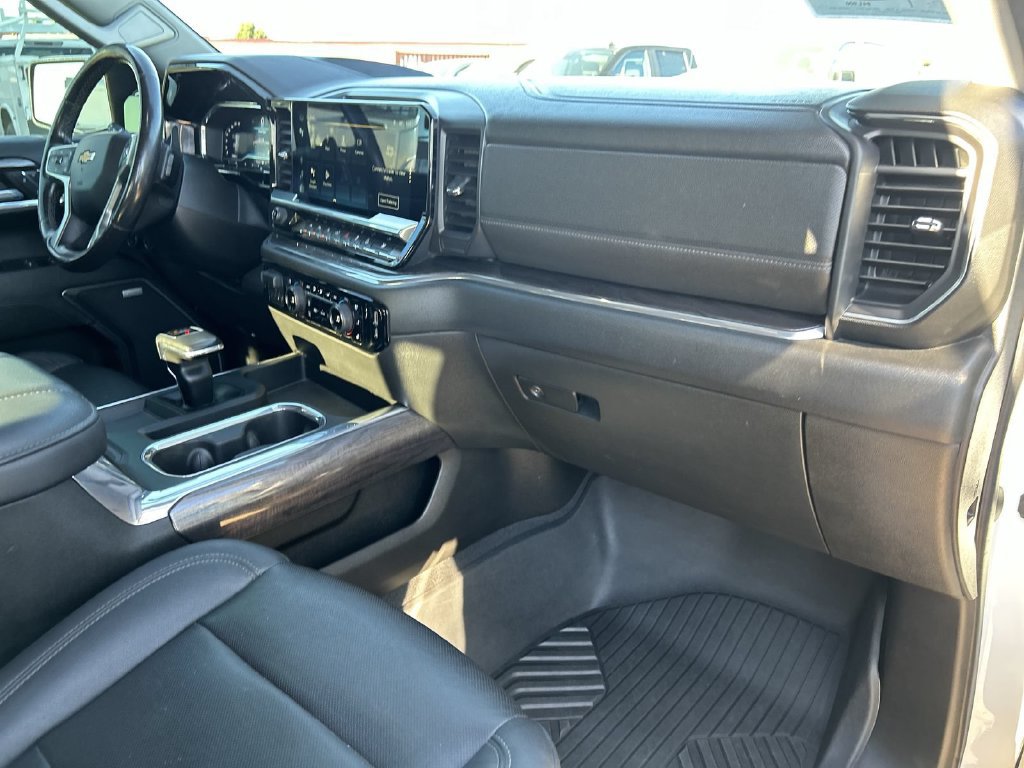 Certified 2023 Chevrolet Silverado 1500 LTZ w/ Technology Package AWD/4WD image 28
