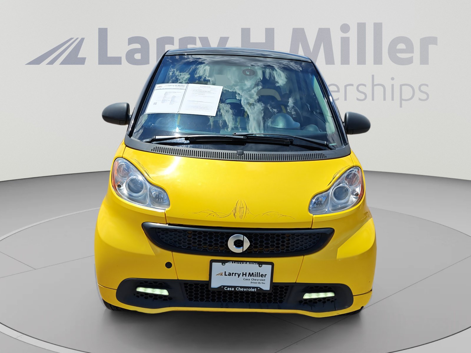 Used 2013 smart fortwo passion RWD image 8