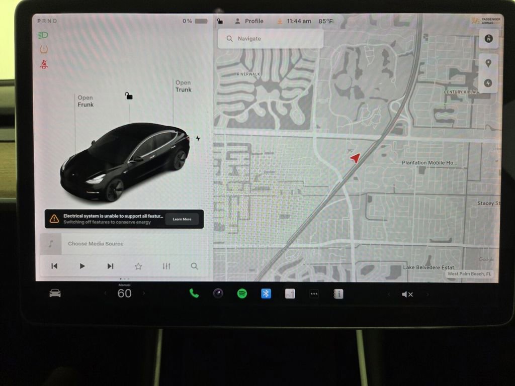 Used 2020 Tesla Model 3 Standard Range Plus RWD image 14