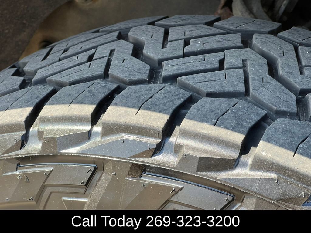 Used 2020 Chevrolet Silverado 2500 High Country w/ Z71 Off-Road Package image 9