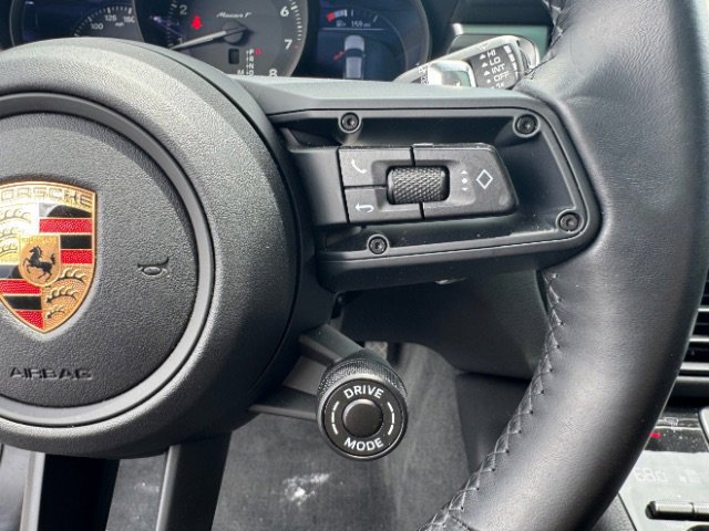 Used 2024 Porsche Macan Turbo AWD/4WD image 22