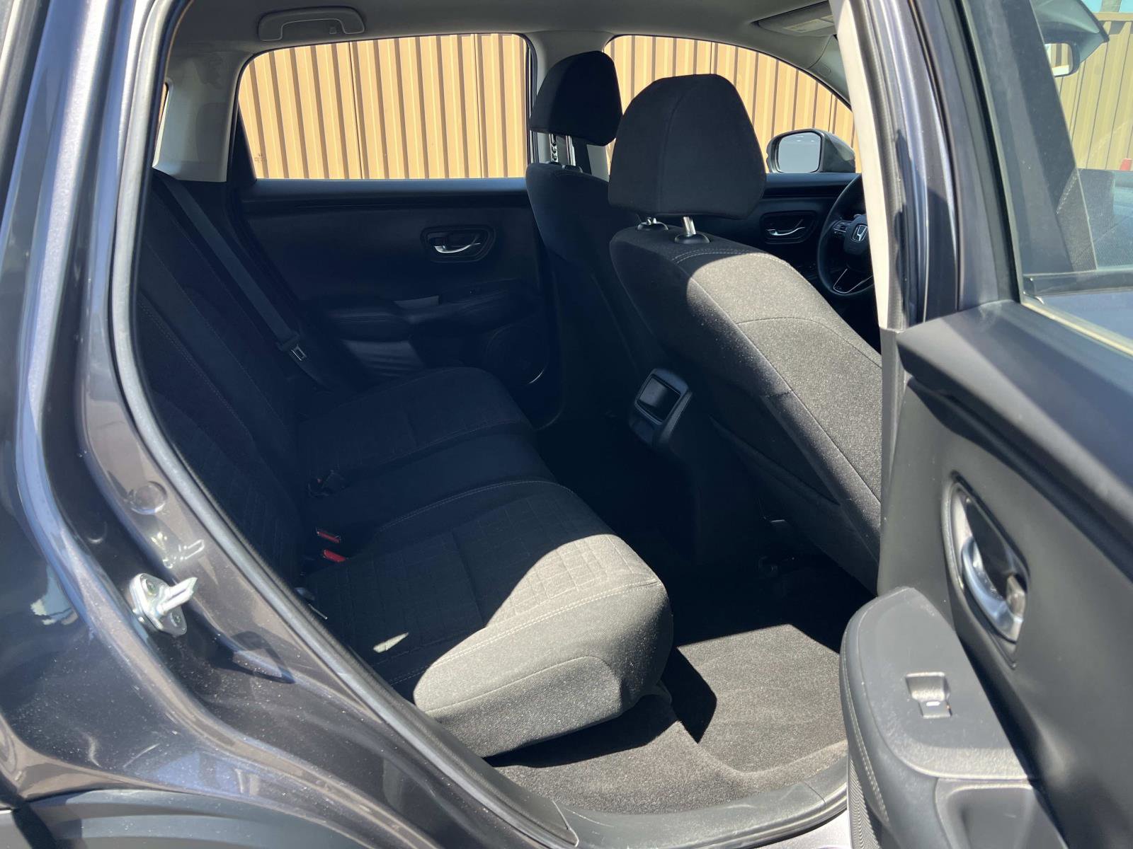 Certified 2023 Honda HR-V LX image 29