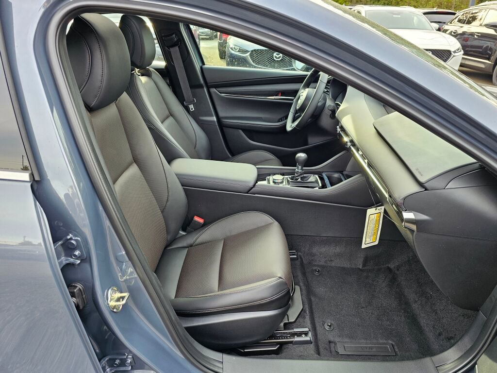 New 2026 MAZDA MAZDA3 2.5 S Hatchback w/ Premium Pkg FWD image 30