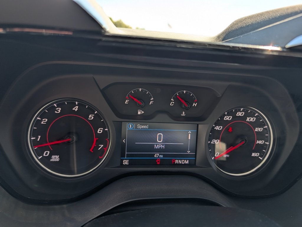 Used 2023 Chevrolet Camaro LT w/ Technology Package RWD image 12