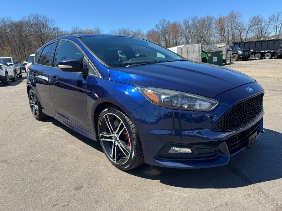 Used 2016 Ford Focus ST w/ Equipment Group 401A FWD image 7