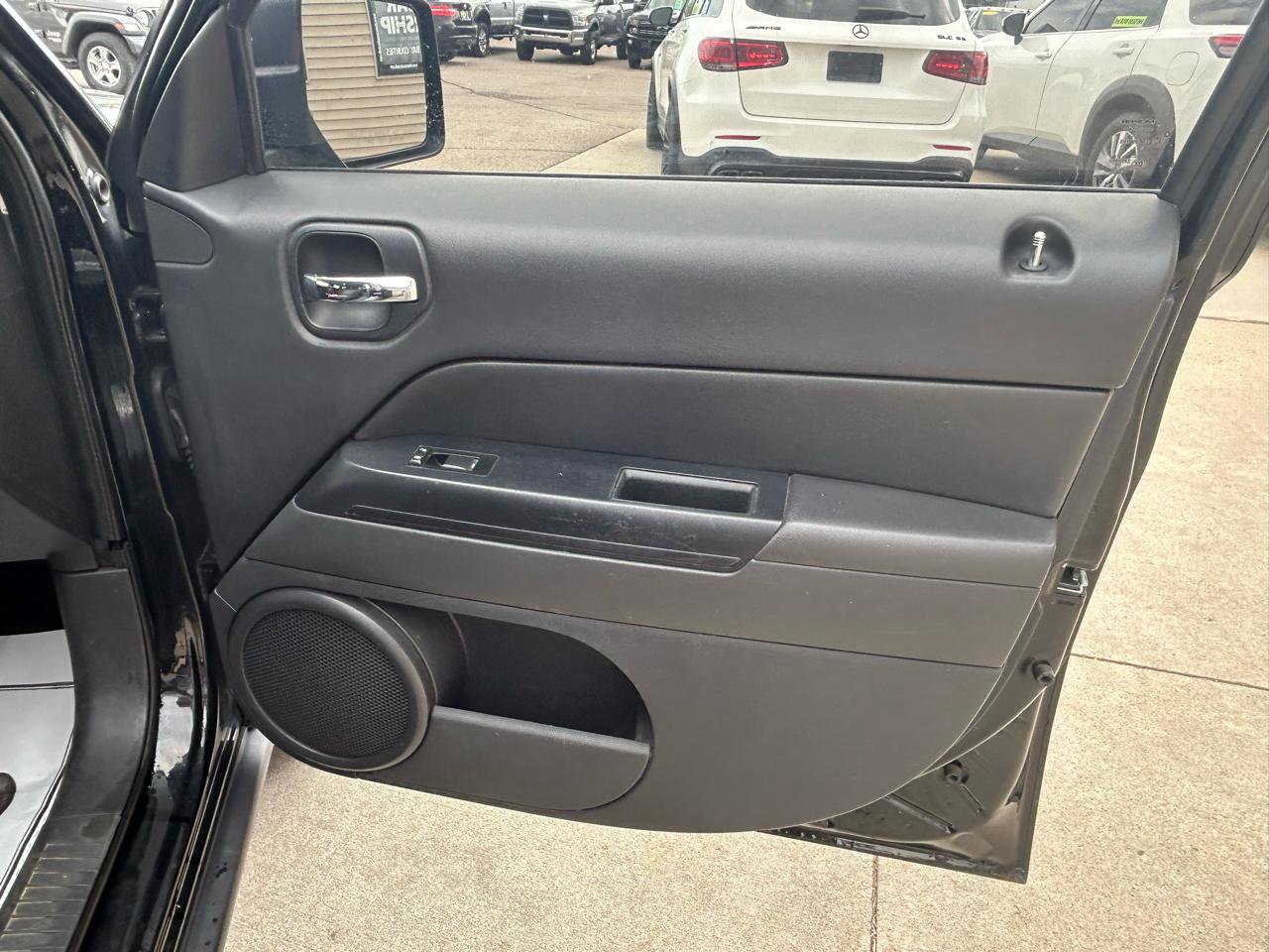 Used 2013 Jeep Patriot Sport w/ PWR Value Group AWD/4WD image 16