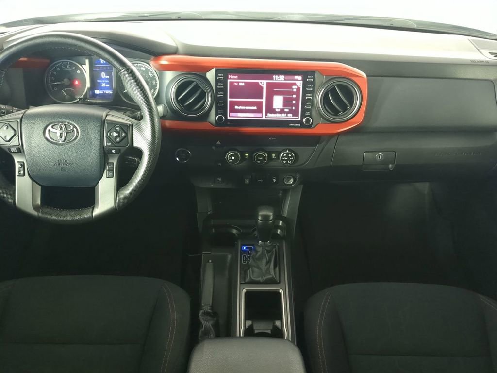 Used 2020 Toyota Tacoma TRD Sport image 16
