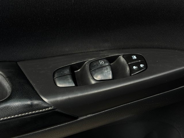 Used 2017 Nissan Sentra SV FWD image 13