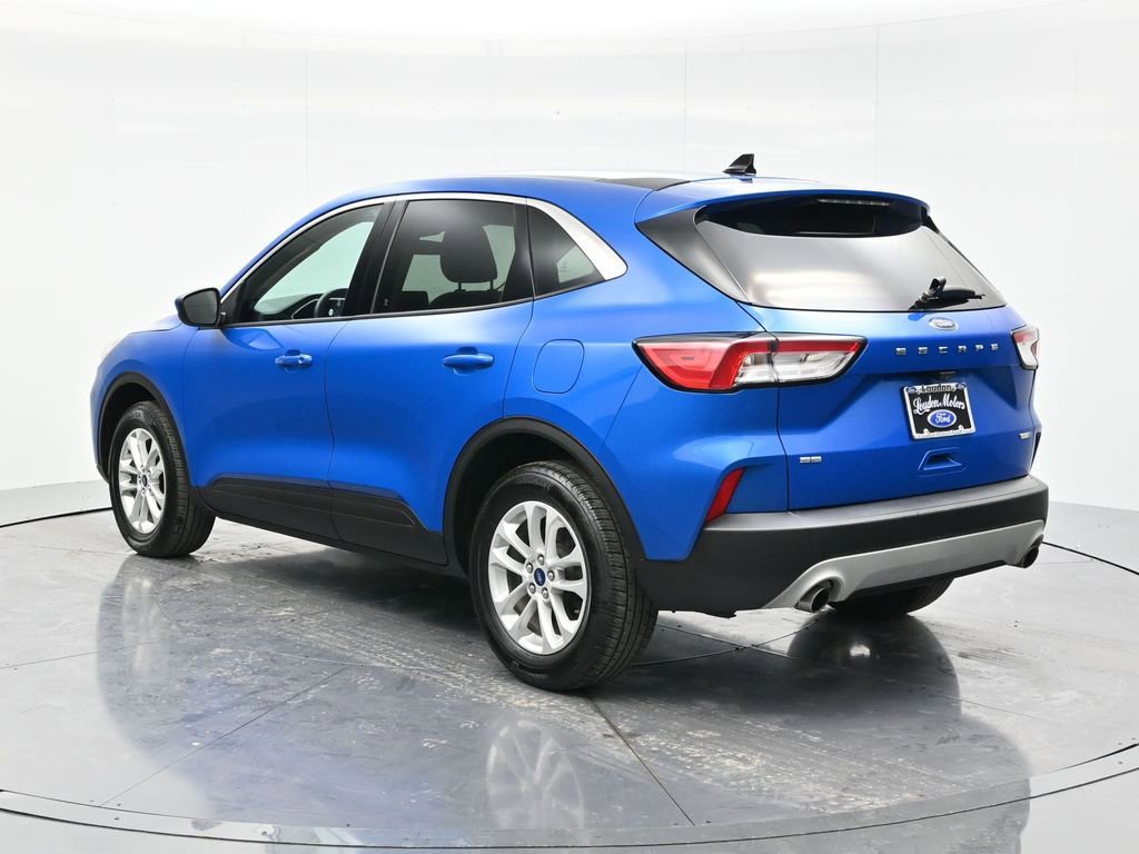 Used 2020 Ford Escape SE image 7