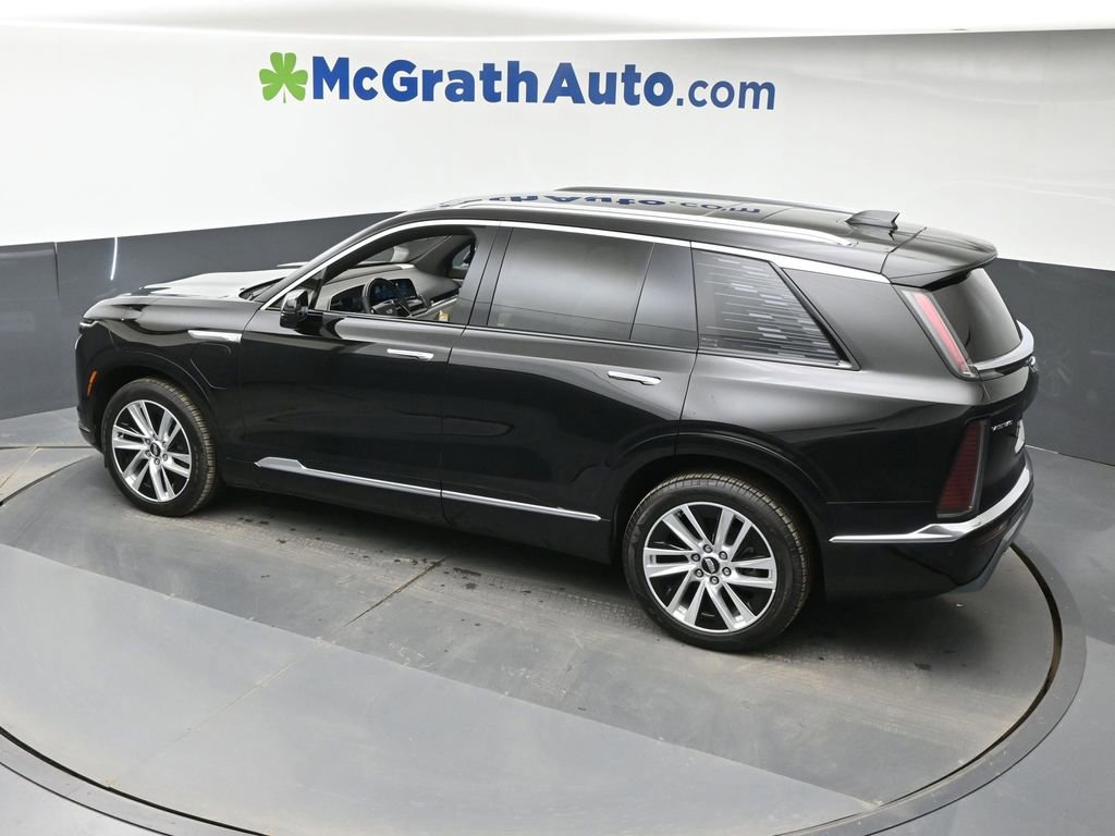 Used 2026 Cadillac Vistiq Luxury w/ LPO, Floor Liner Package image 27