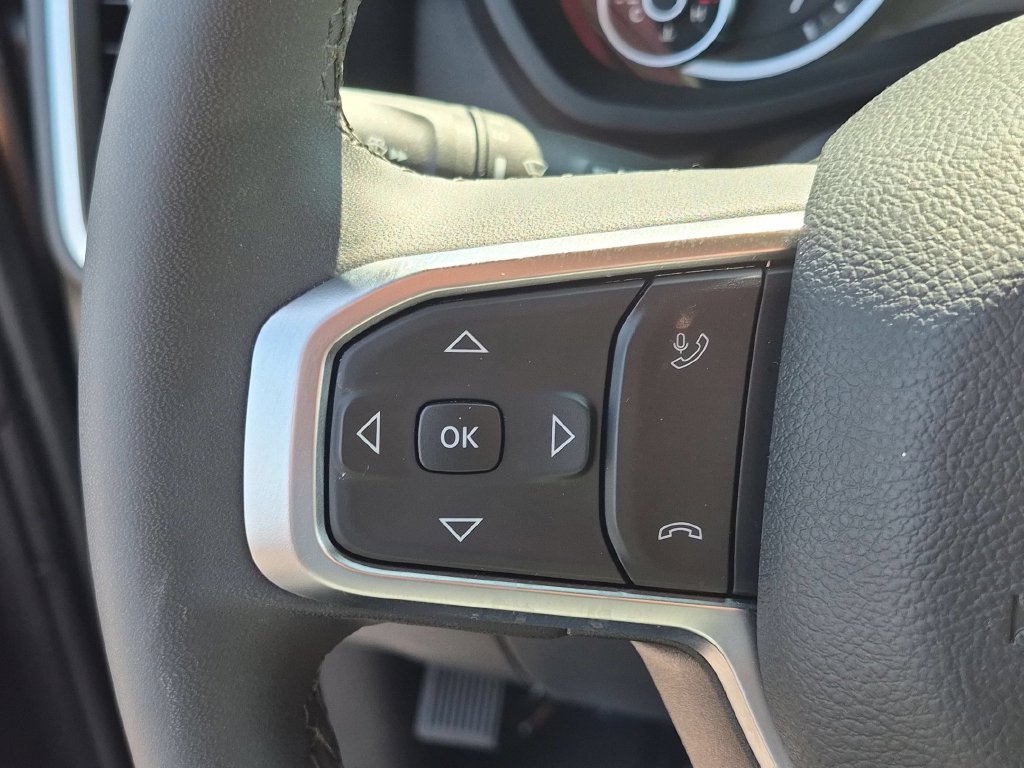 Certified 2026 RAM 2500 Big Horn AWD/4WD image 15