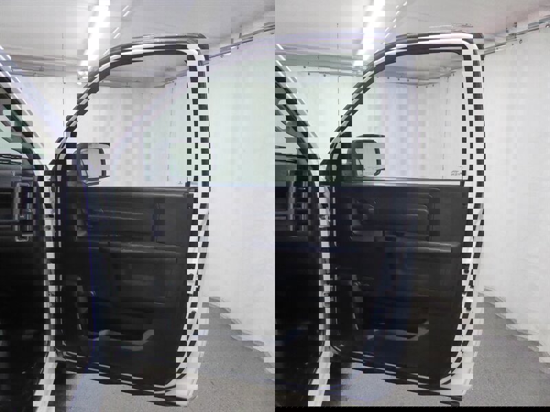 Used 2018 RAM 1500 Express image 18