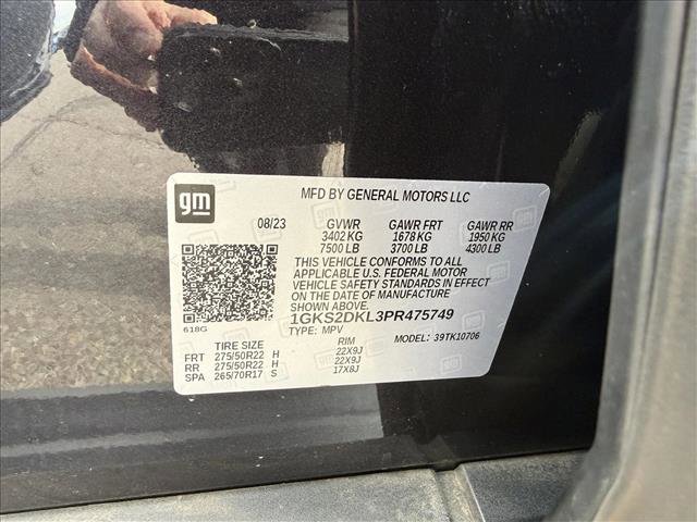 Used 2023 GMC Yukon Denali w/ Denali Reserve Package image 28