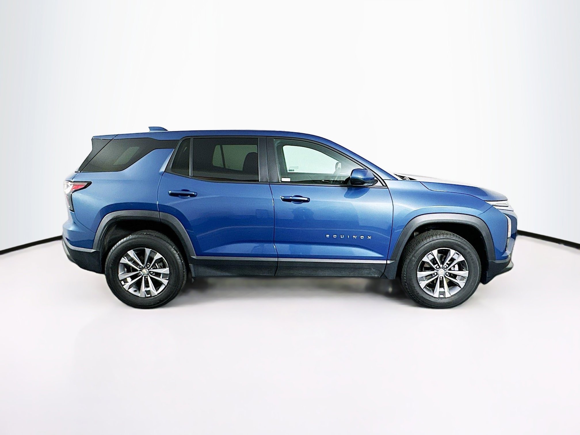 Used 2025 Chevrolet Equinox LT image 10