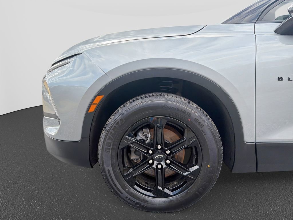 Used 2023 Chevrolet Blazer LT w/ Convenience Package image 14