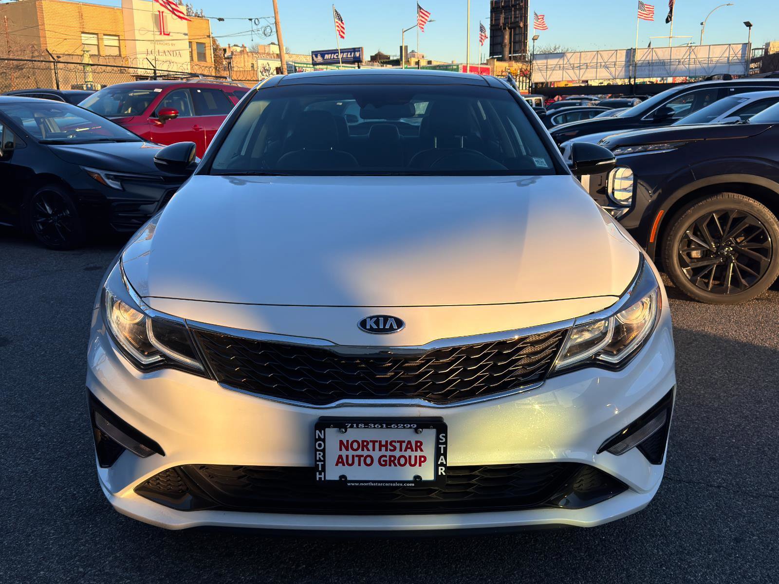 Used 2020 Kia Optima SE image 2