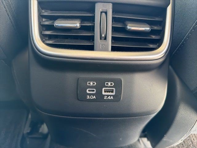 Used 2024 Subaru Outback Premium AWD/4WD image 25