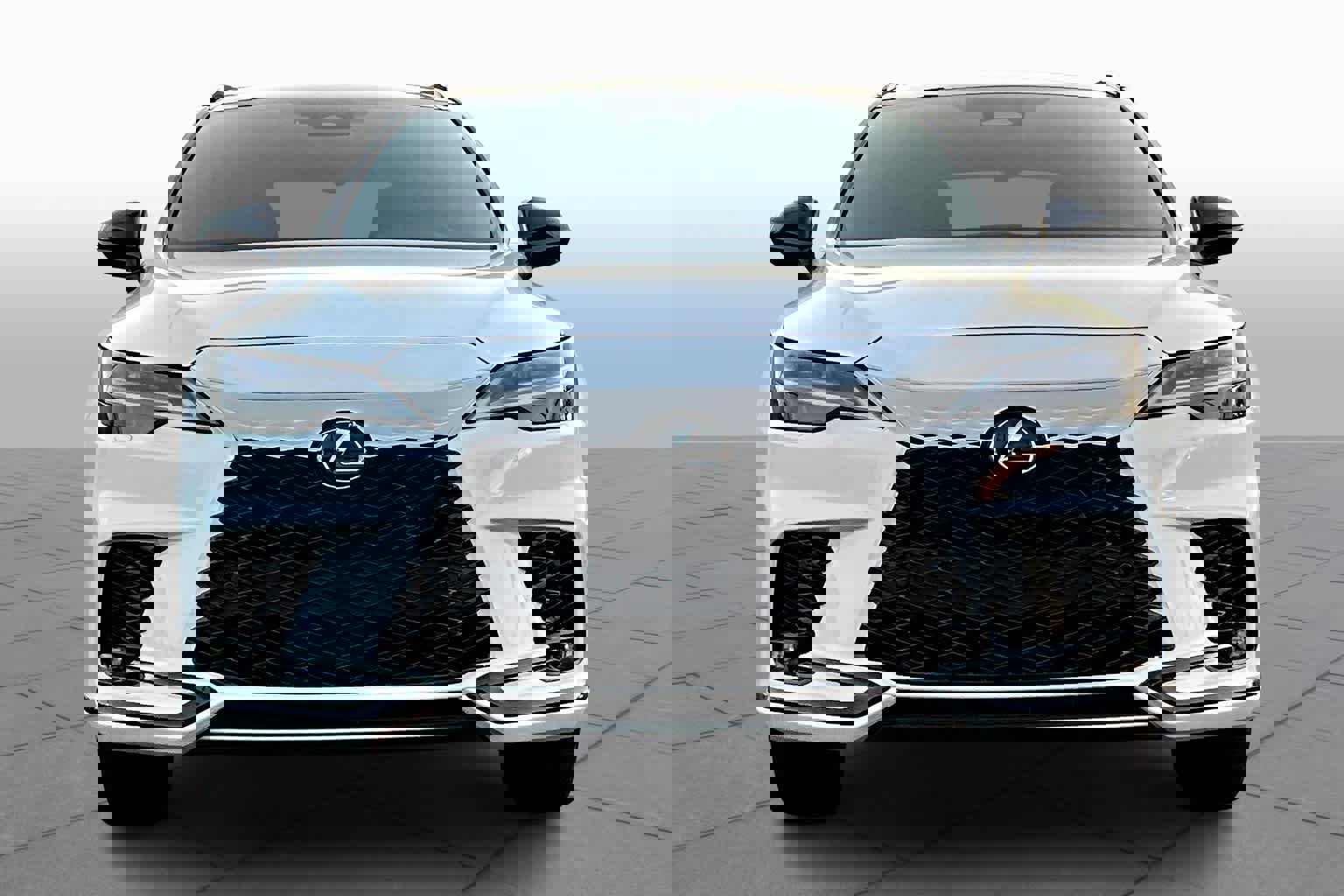 Used 2024 Lexus RX 500h F Sport w/ Convenience Package image 3