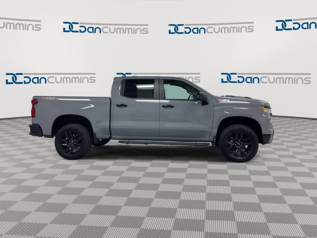 Used 2024 Chevrolet Silverado 1500 LT Trail Boss w/ Convenience Package II image 9