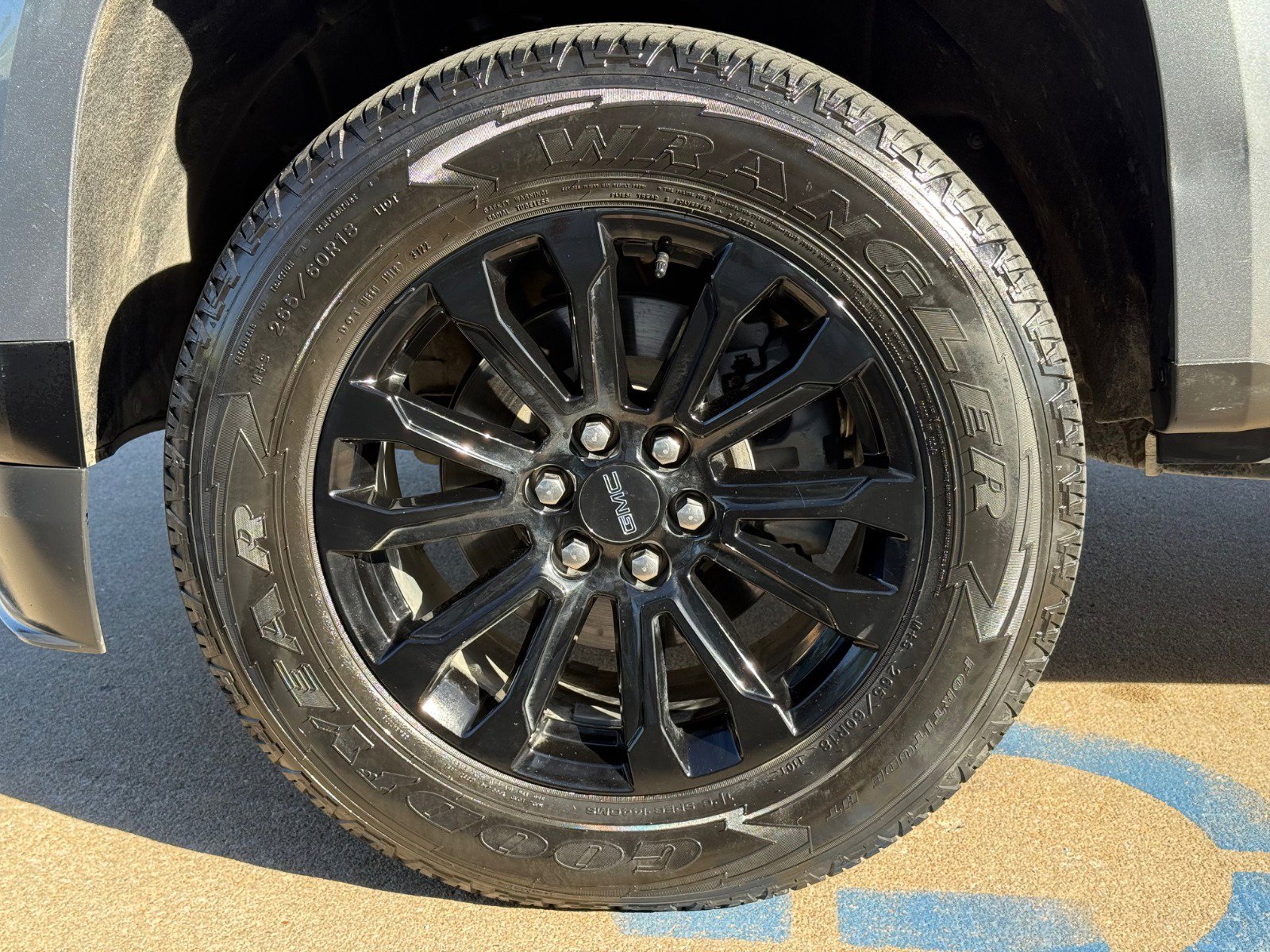 Used 2022 GMC Canyon Elevation Standard w/ Convenience Package image 7