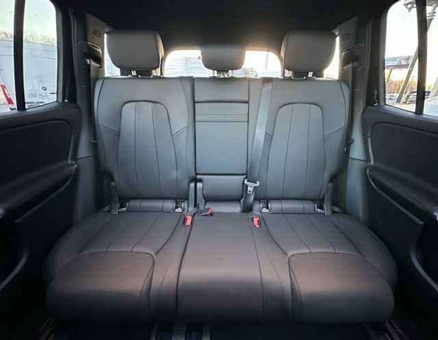 New 2026 Mercedes-Benz GLB 250 4MATIC image 15