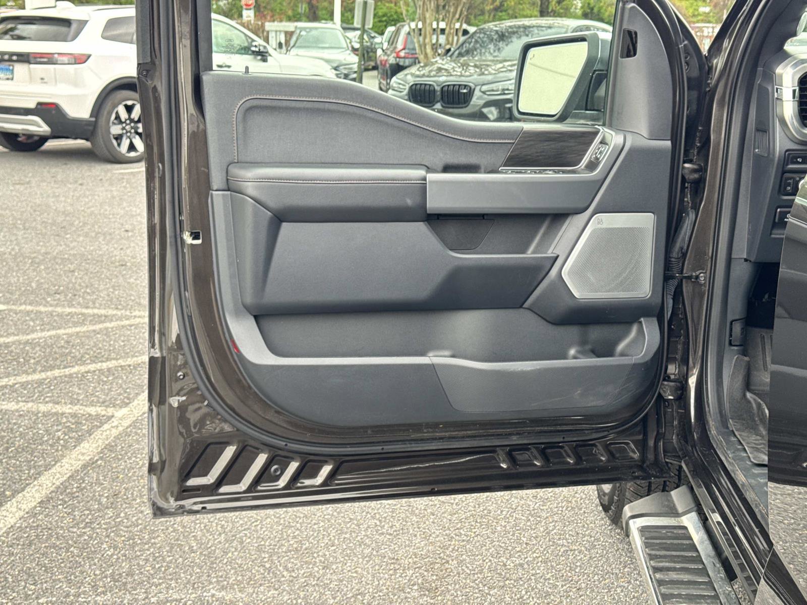 Used 2024 Ford F150 Lariat w/ Equipment Group 502A High image 16