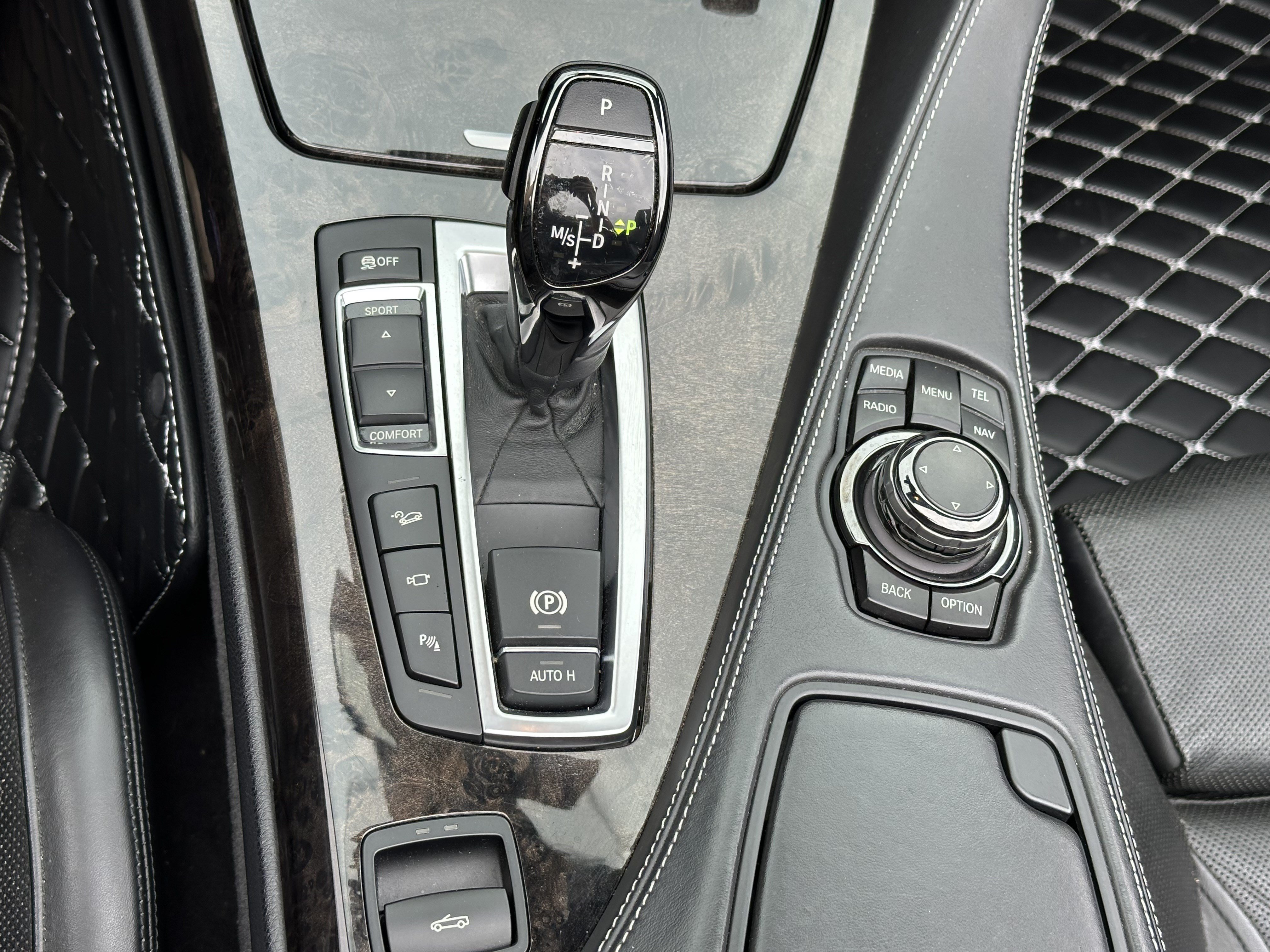 Used 2014 BMW 650i xDrive Convertible AWD/4WD image 17