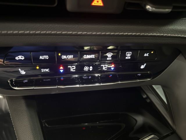 Used 2022 Buick Envision Essence w/ Safety Package image 26