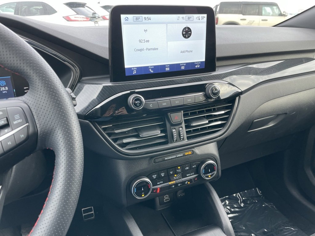 Used 2024 Ford Escape ST-Line image 11