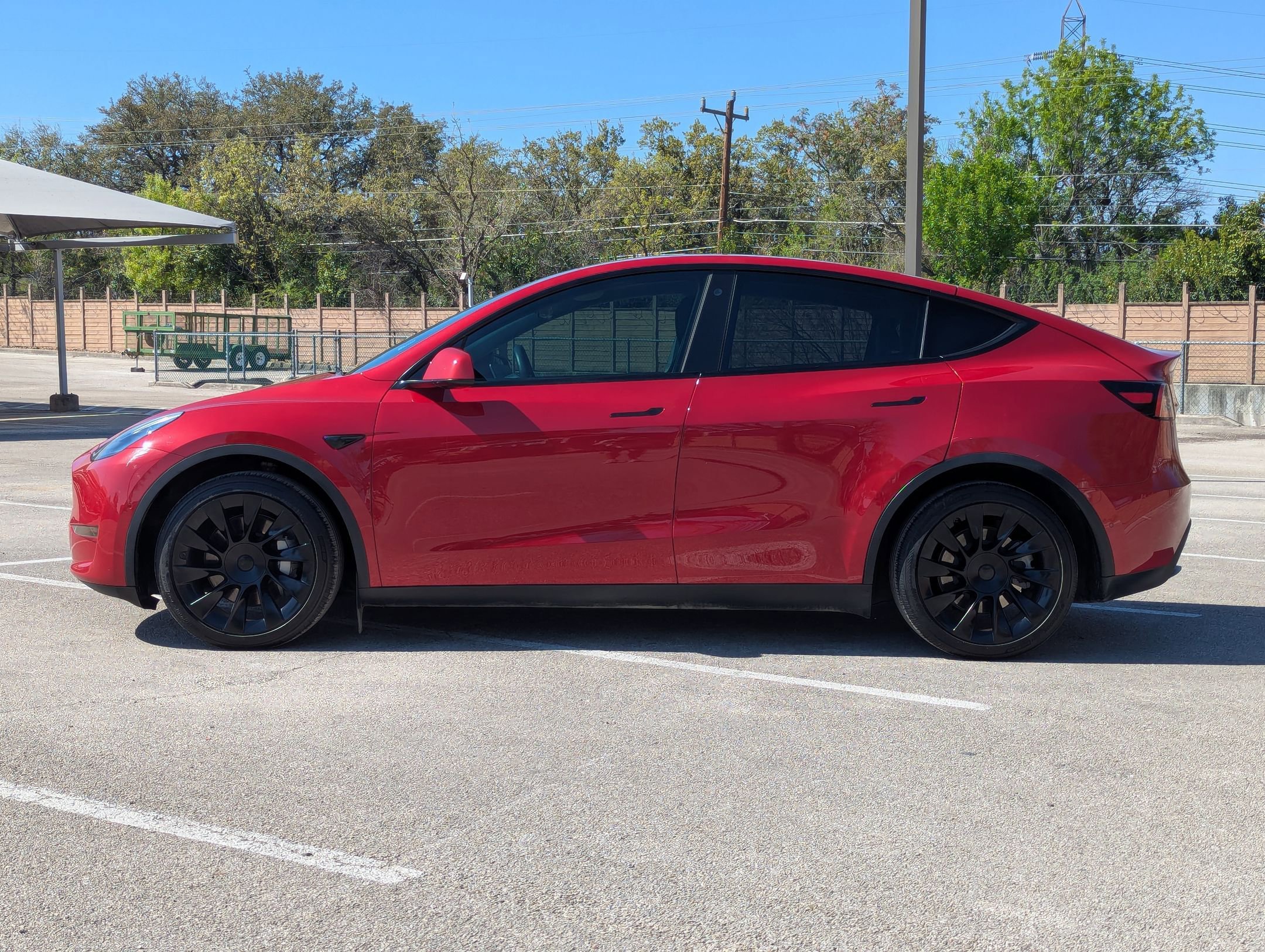 Used 2021 Tesla Model Y Long Range image 6