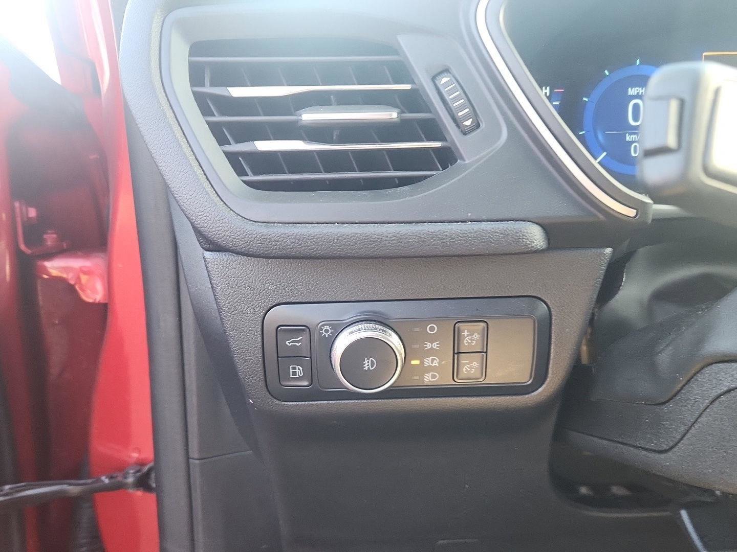 Used 2022 Ford Escape SEL w/ Technology Package image 19