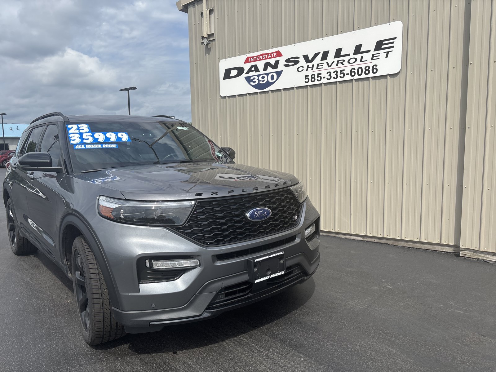 Used 2023 Ford Explorer ST w/ Equipment Group 401A AWD/4WD image 1