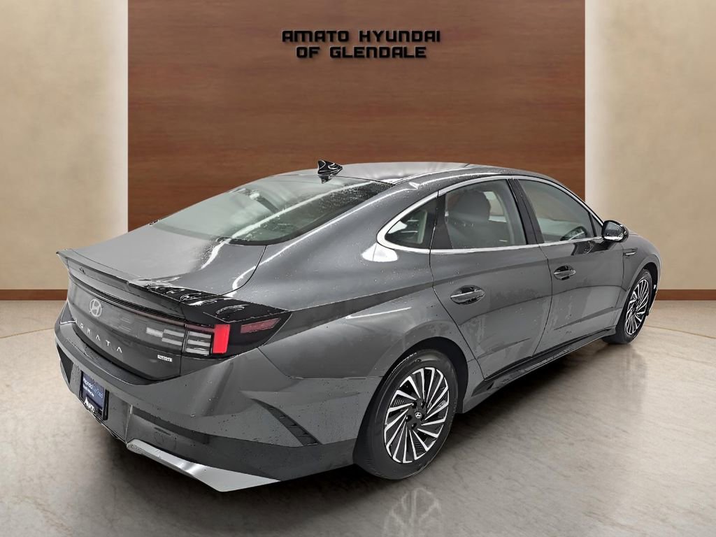 Certified 2025 Hyundai Sonata SEL image 6
