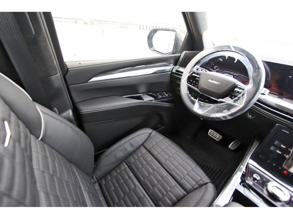 New 2026 Cadillac Escalade V image 8