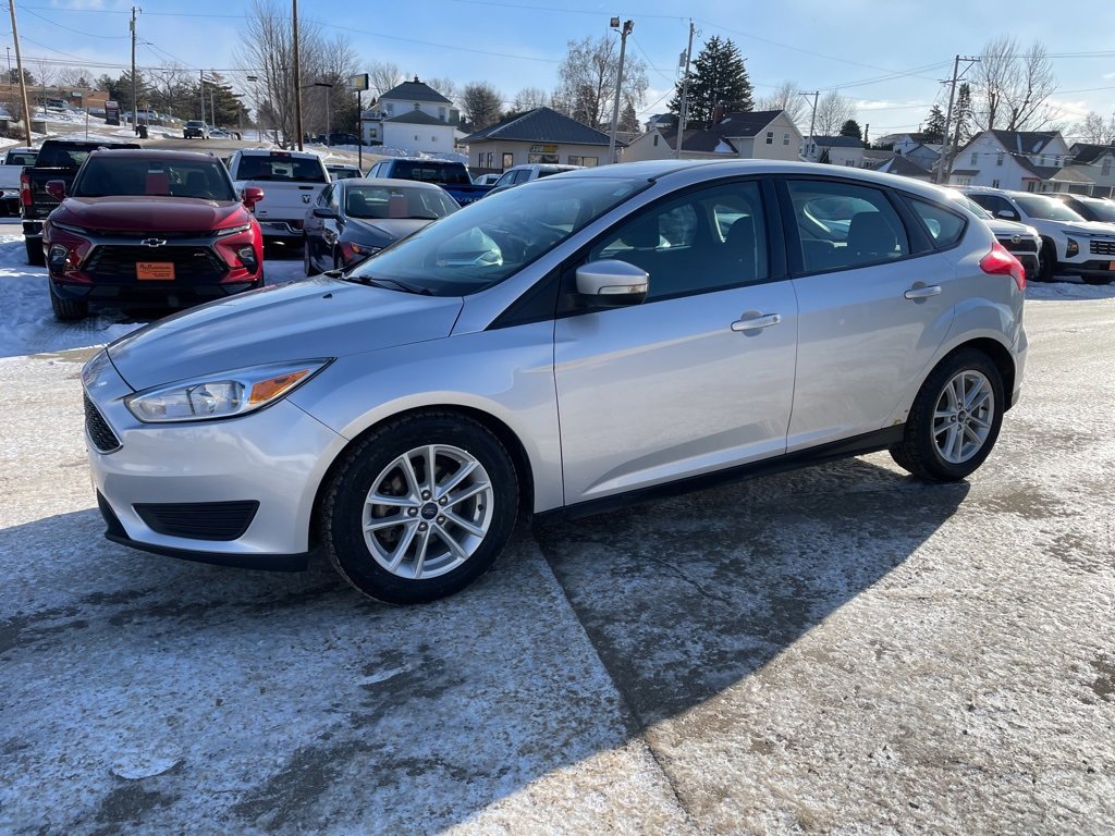 Used 2018 Ford Focus SE w/ Cold Weather Package image 1