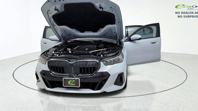 Used 2026 BMW 540i xDrive AWD/4WD image 13