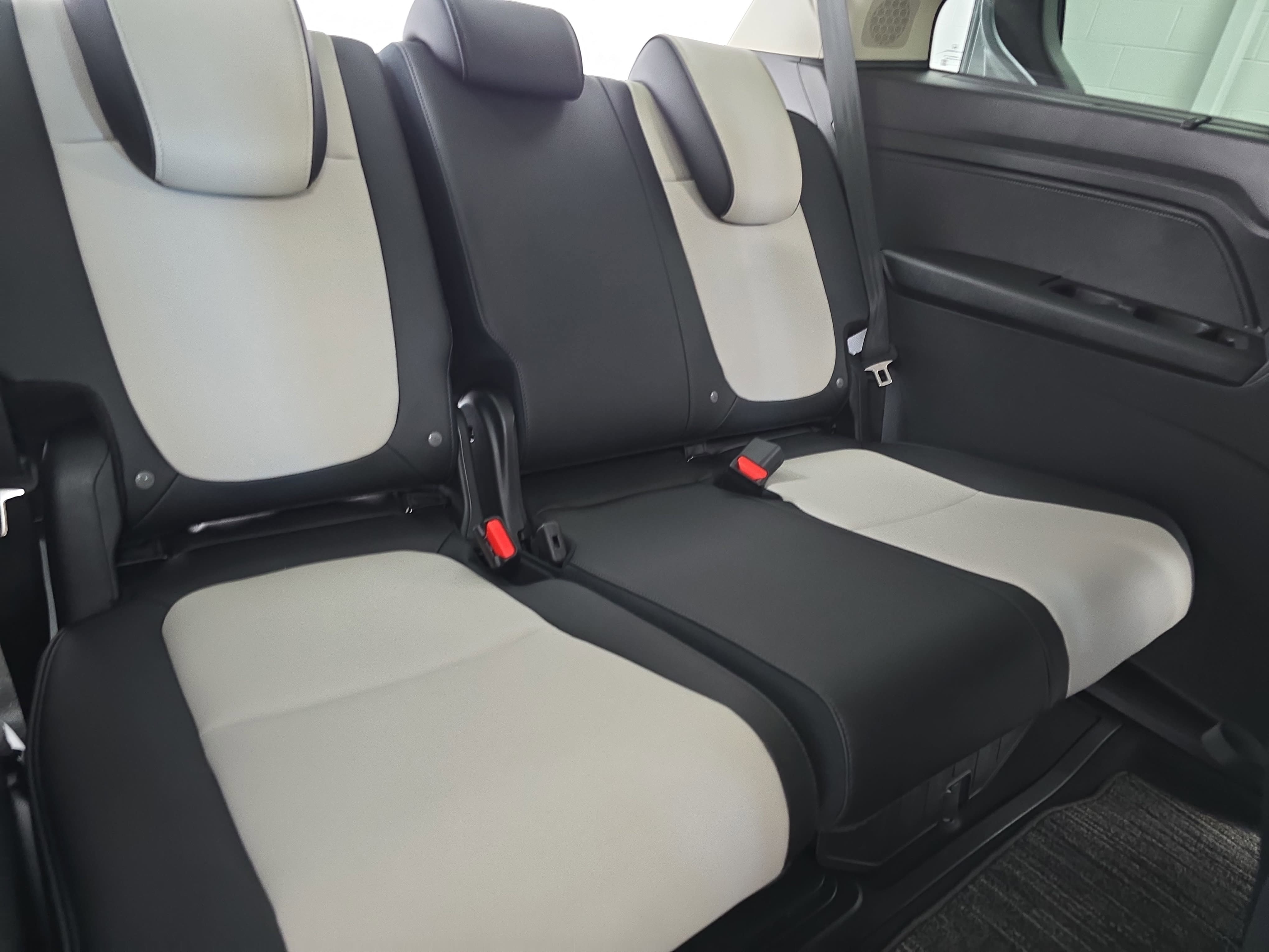 New 2026 Honda Odyssey Elite image 12