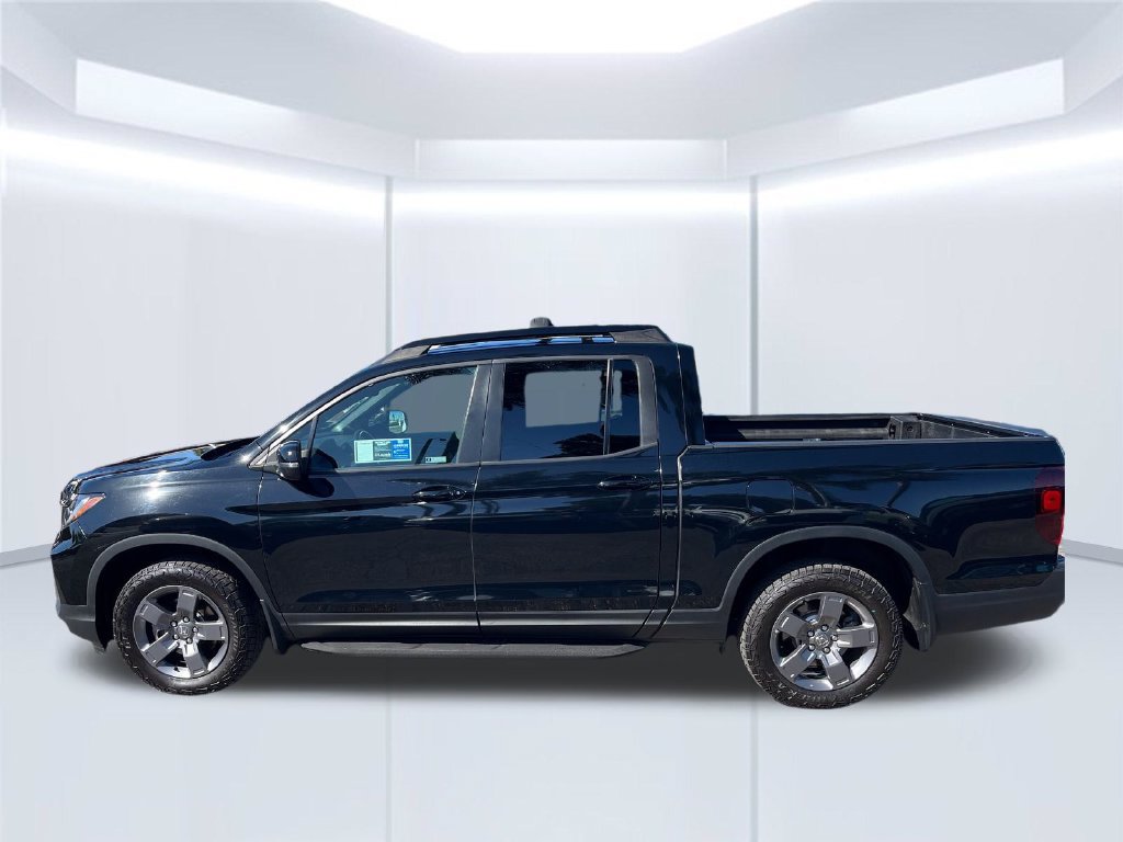 Certified 2024 Honda Ridgeline TrailSport image 2