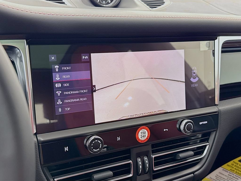New 2026 Porsche Macan AWD/4WD image 20