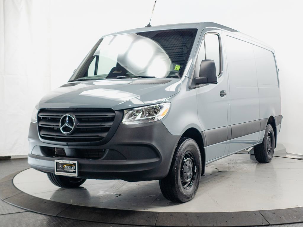 Used 2026 Mercedes-Benz Sprinter 2500 video 3