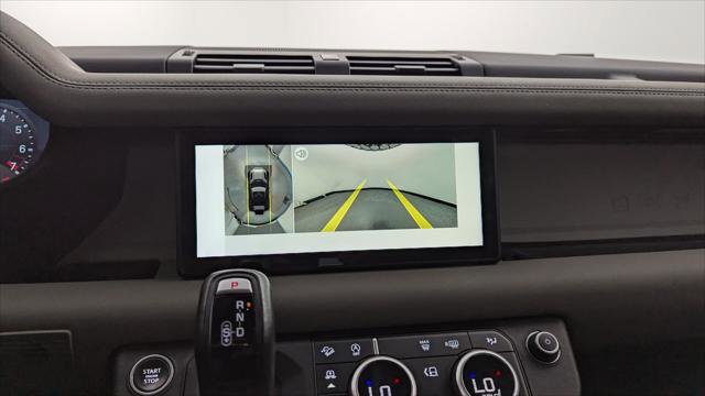 Used 2021 Land Rover Defender 90 S image 23