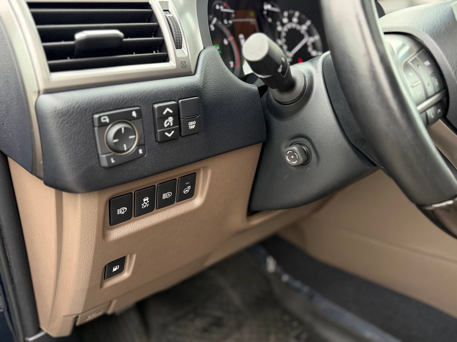 Used 2022 Lexus GX 460 Premium w/ Premium Plus Package AWD/4WD image 21