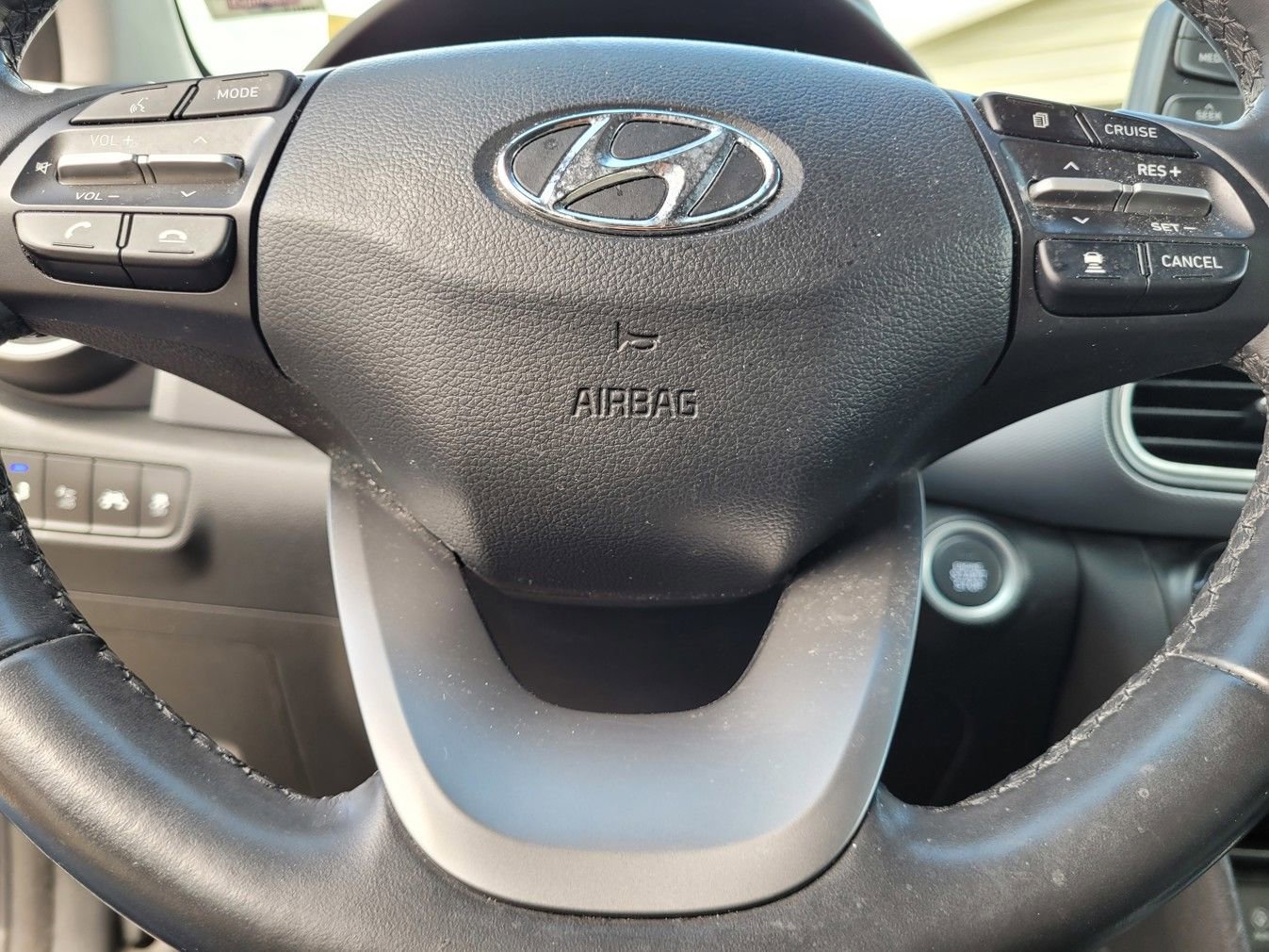 Certified 2021 Hyundai Kona Ultimate AWD/4WD image 32
