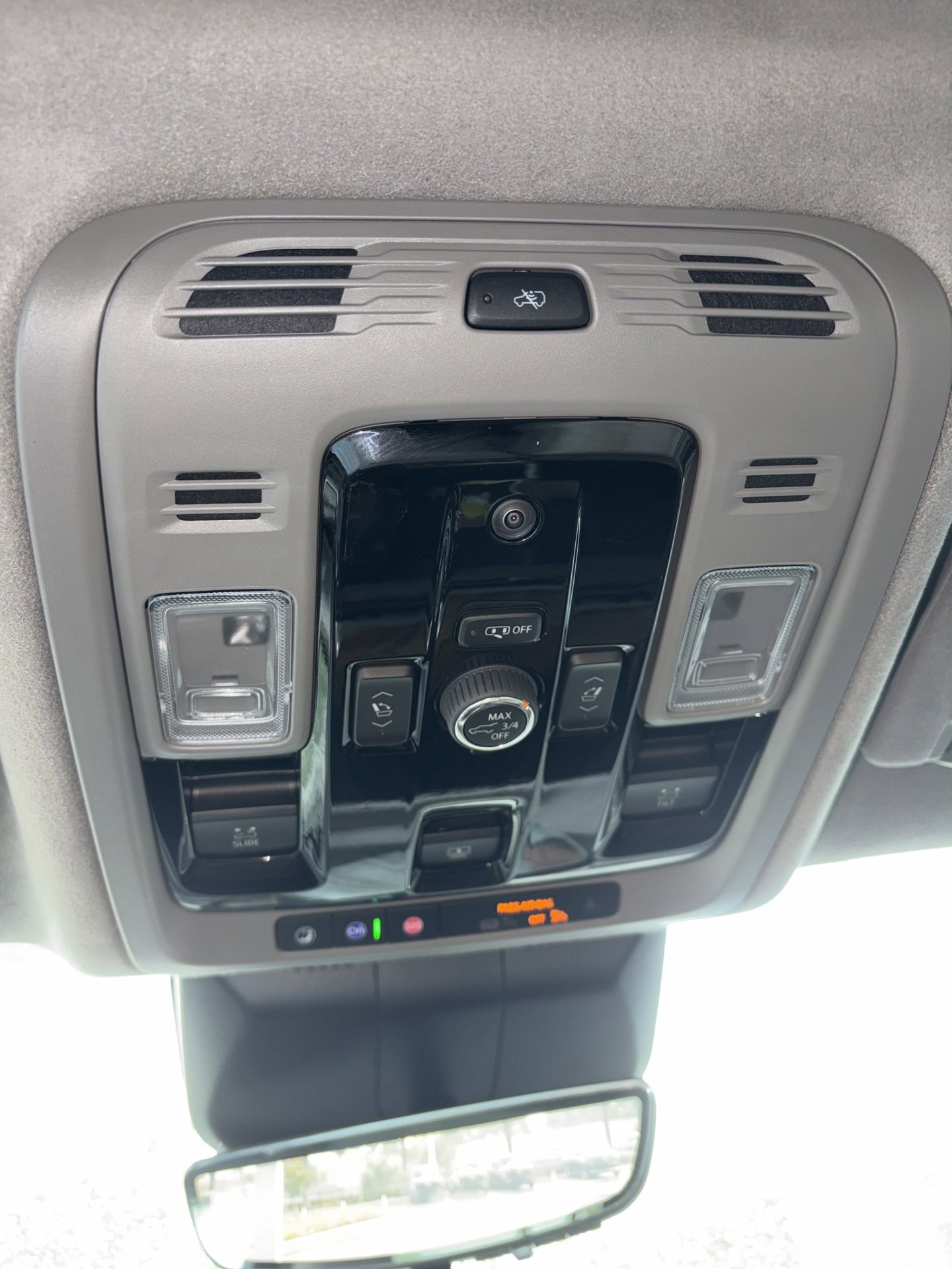 Used 2025 Cadillac Escalade ESV Sport Platinum image 11