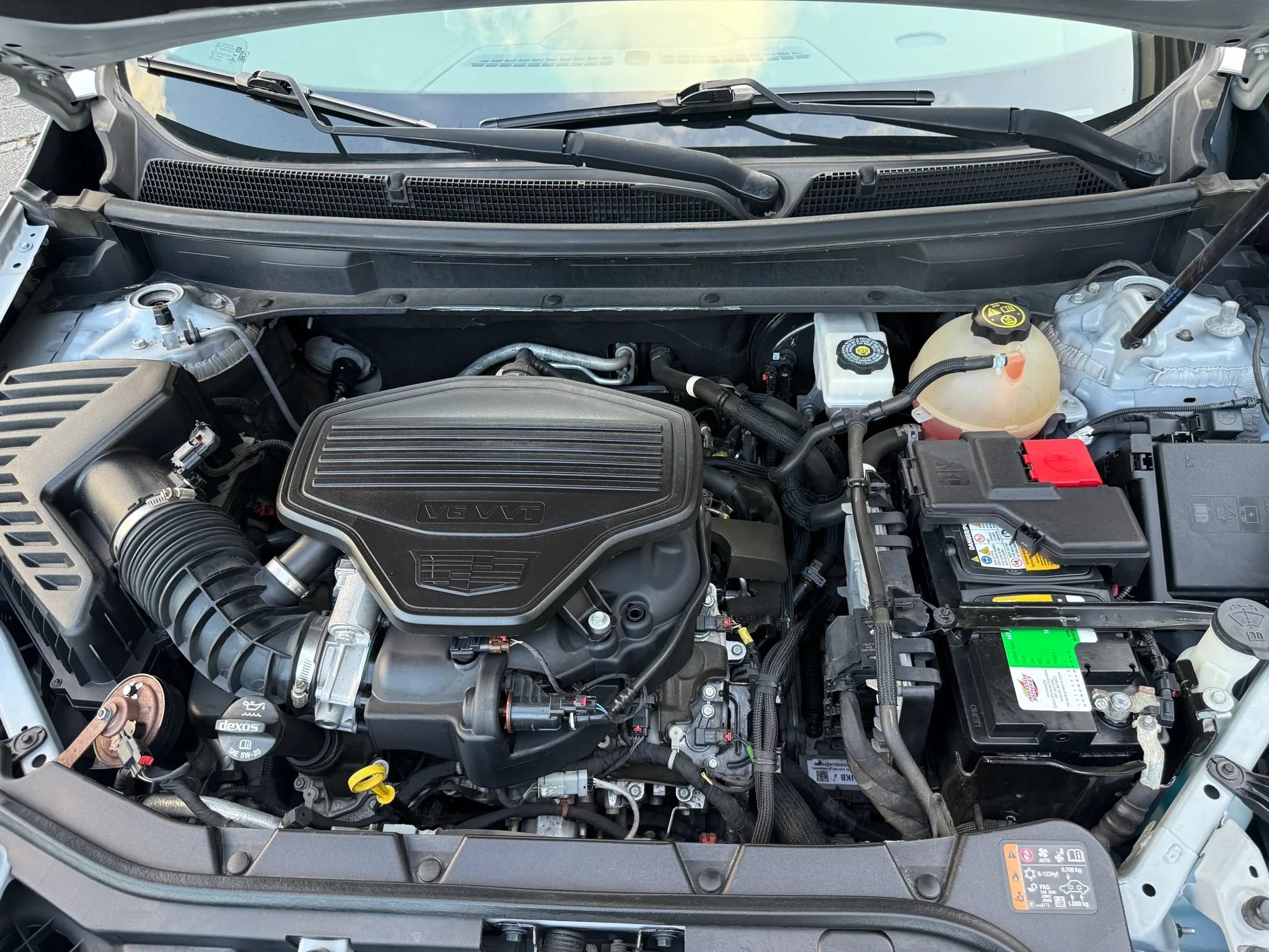 Used 2020 Cadillac XT5 Premium Luxury FWD image 9