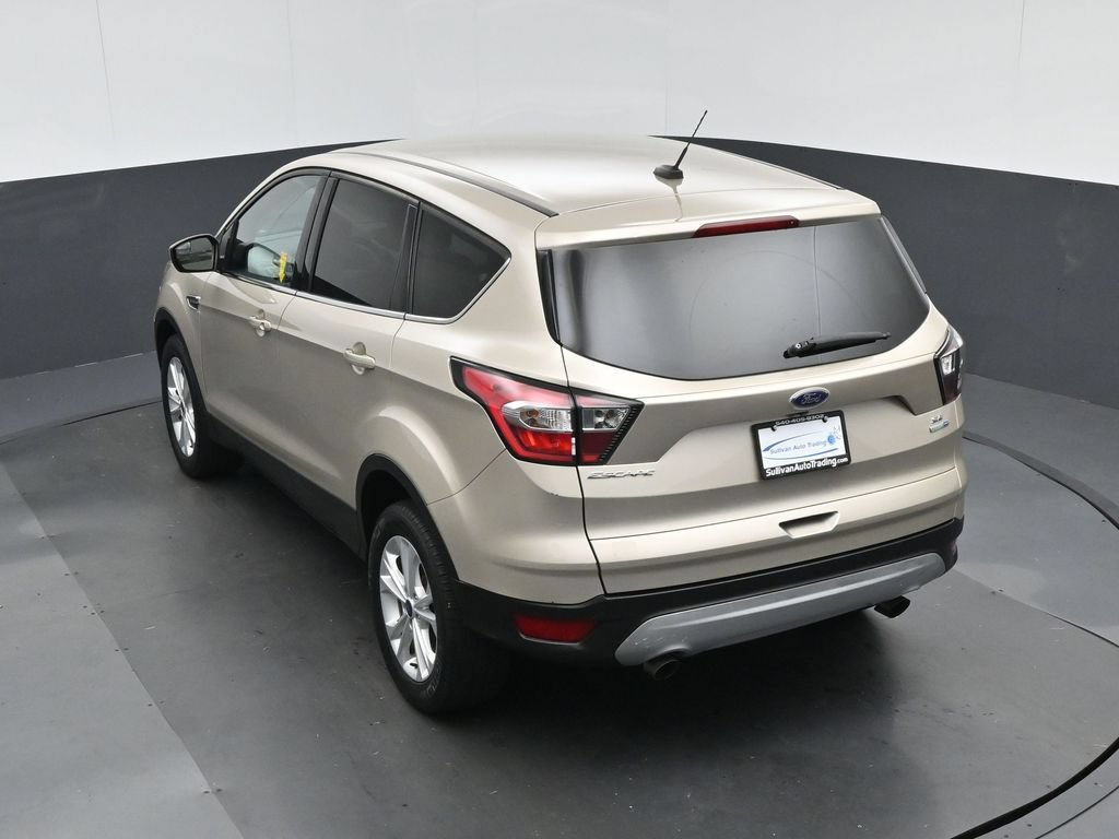 Used 2017 Ford Escape SE AWD/4WD image 58