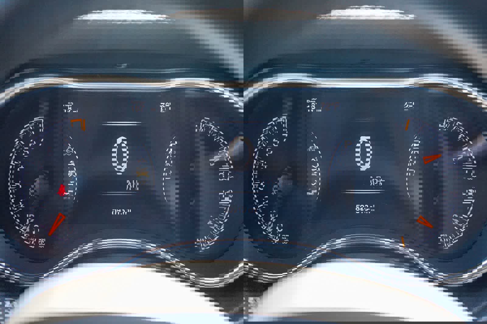 Used 2021 Jeep Grand Cherokee Laredo X image 21