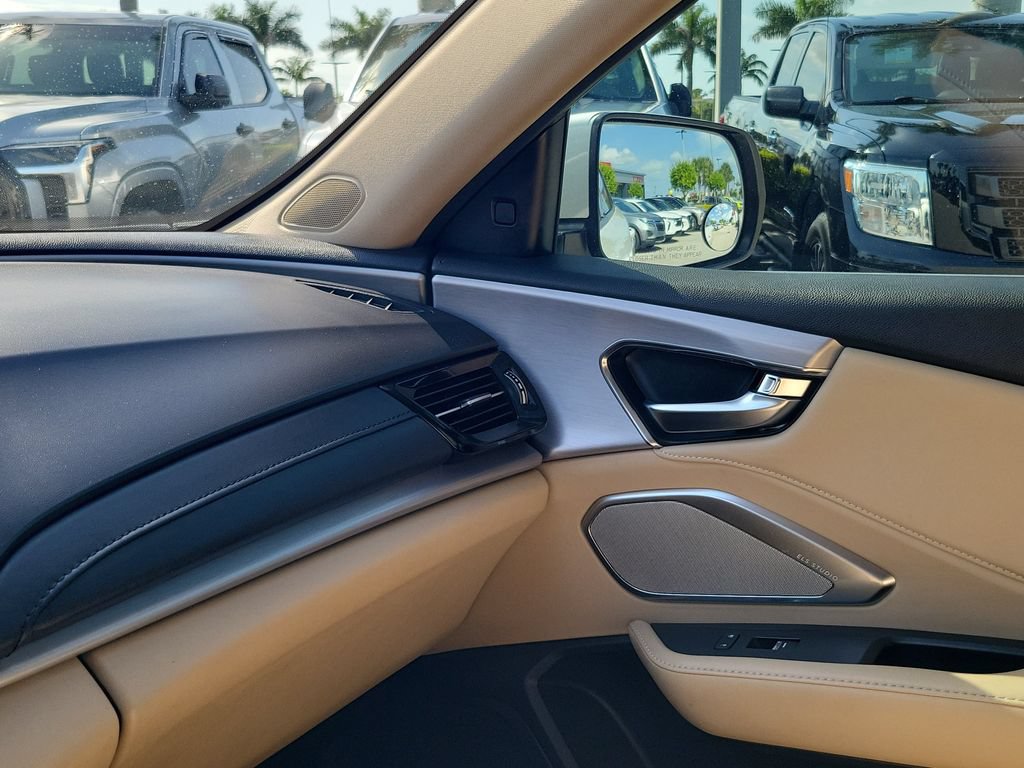 Used 2019 Acura RDX w/ Technology Package FWD image 30