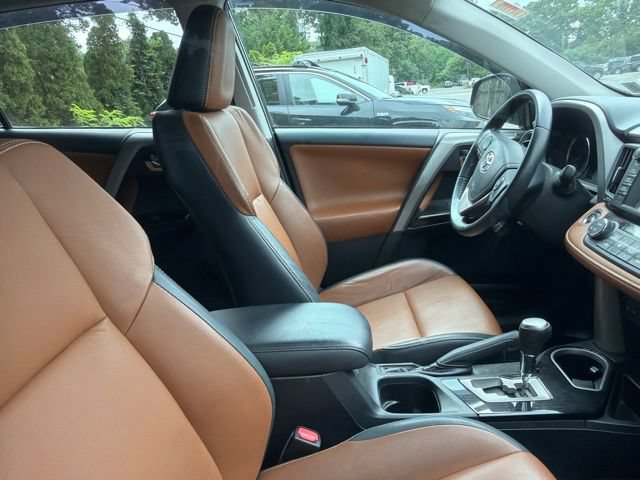 Used 2018 Toyota RAV4 Limited w/ Protection Package AWD/4WD image 5